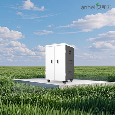 冷却ファン、換気孔、安全なロックとキーを備えた42ポートiPad充電キャビネット